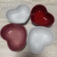 LE CREUSET ハート型 ミニディッシュ 4点セットのサムネイル