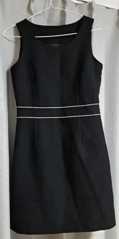 ブラック ノースリーブ ひざ丈ワンピース 9号