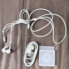 iPhoneケーブル、無印良品スマホスタンド付ケーブル収納セット