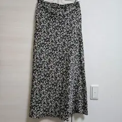 美品 niko and.. 花柄ロングスカート　ブラウン系