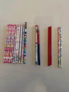 鉛筆まとめ売り 17本 赤青あり キャップ・消しゴム付き