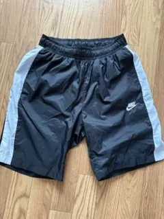 Nike shorts S