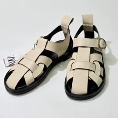 美品 VINILO/ヴィニーロ】 グルカサンダル、ベージュ、23.0、36 - メルカリ