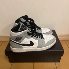 Air Jordan スモークグレー
