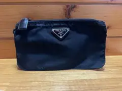 PRADA プラダ ナイロンポーチ 黒 三角ロゴ
