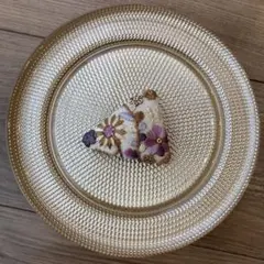 花柄インド刺繍パッチンピン