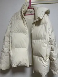 UNIQLO アウター　白