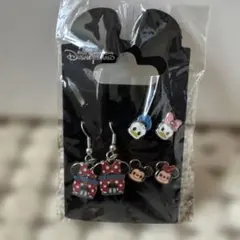 新品　香港ディズニーランド　ピアス　セット　ミッキー　ミニー　ドナルド　デイジーのサムネイル