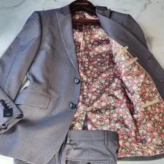 美品 ETRO グレー ストライプ スーツ セットアップ ペイズリー シルク 美品 ETRO グレー ストライプ スーツ セットアップ ペイズリー シルク