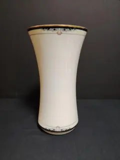 Item thumbnail for item 0c0db74a-ac3b-4af2-8365-147cd4a7dc7b