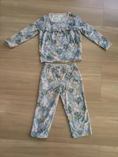 Item thumbnail for item 1b246087-4b96-4d93-8731-0413f3613d65