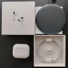 まとめ売り　アップルAirPods3、Ankerワイヤレス充電器、シリコンケース