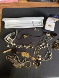 遺品整理・生前整理品]ネックレス、イヤリング、アクセサリー、まとめ