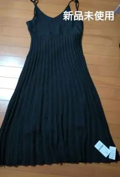 ロングプリーツワンピース黒