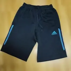 アディダス　ショートパンツ　140cm ネイビー