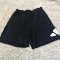 adidas ショートパンツ 黒 80cm