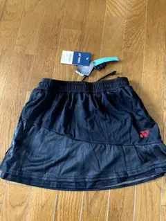 YONEX バドミントンスカート 黒 赤インナー