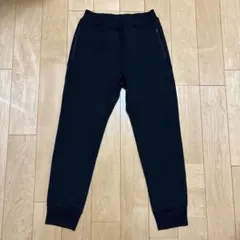 ユニクロ ウルトラストレッチドライスウェットパンツ 140 黒