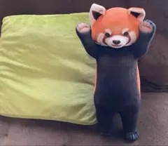 フェリシモ　レッサーパンダが威嚇するお昼寝枕のサムネイル