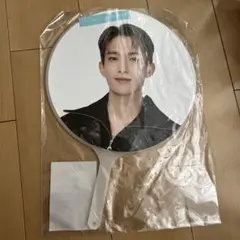 SEVENTEEN FOLLOW TO JAPAN DKドギョム 公式うちわのサムネイル