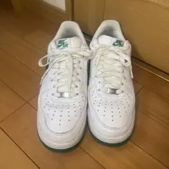 Nike Air Force 1 ホワイト/グリーン