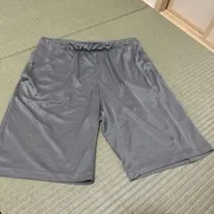 GUハーフパンツ ショートパンツ グレー スポーツウェアのサムネイル