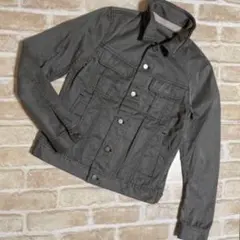 Item thumbnail for item f6a57bf3-394d-4c6a-8bb7-836f67dd47fd