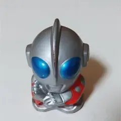 レア ウルトラマンパワード 指人形 ソフビのサムネイル