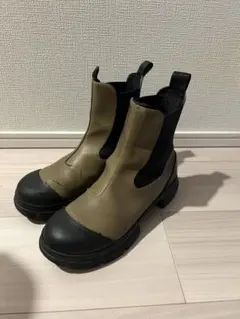 2026年最新】ganni ブーツの人気アイテム - メルカリ