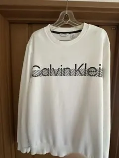 Calvin Kleinスウェットトレーナー
