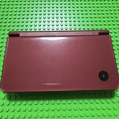 ニンテンドーDSi LLの本体、ワインレッド