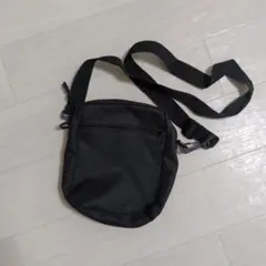 黒　ウエストポーチ