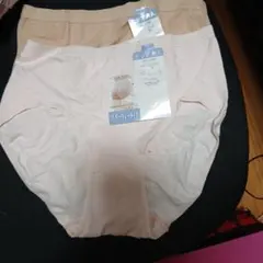 Item thumbnail for item 7ebb553c-fce3-4b1d-a47c-32a2a2c74c60