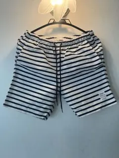 CavariA 横じま ショートパンツ 44(M)
