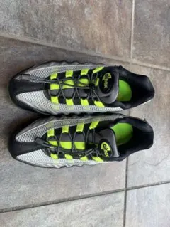 Nike Air Max 95 黒/灰色/蛍光緑
