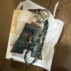 POP MART PIN FOR LOVE キーホルダー　　【A】