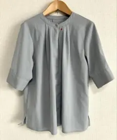 vis　ビス【洗える・防シワ】2WAYフロントタック5分袖ブラウス　Mサイズ