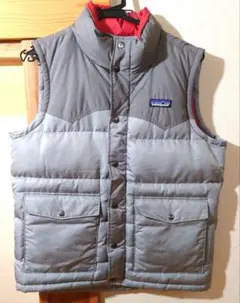 Patagonia ダウンベスト グレー/レッド