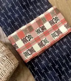 美品】正絹 九寸名古屋帯 紬地 横段に格子模様 ピンク×紺 モダン 洒落 