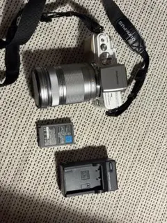 OLYMPUS PEN Lite E-PL5 ミラーレス一眼のサムネイル