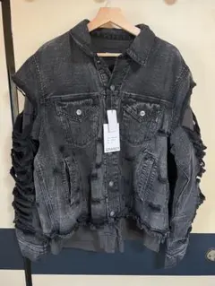 Item thumbnail for item 460a7767-4db6-46bc-b753-6a315d4d243a