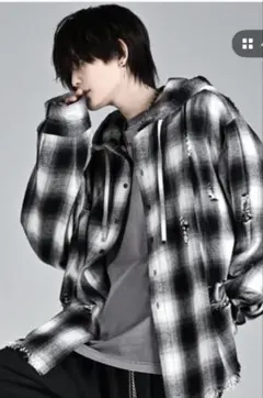 ADRER フード付きパーカー