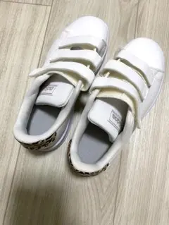 アディダス　スニーカー　19.5