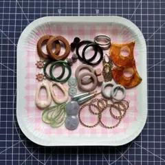 24:ハンドメイド用 アクセサリーパーツ まとめ売り - メルカリ