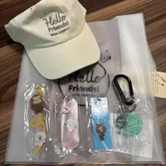 最終値引　LINE FRIENDS キャップとキーホルダーセット