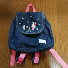 Item thumbnail for item 03c9e1c5-ade6-4b9c-bc8f-71cd1b68987d