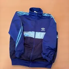 adidasオリジナルトラックジャケット