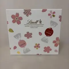 リンツ　リンドール　ギフトボックス　春　スプリング　桜　空き箱