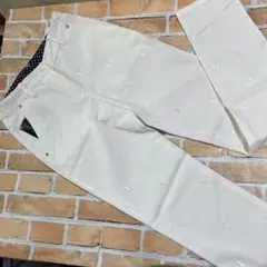 Item thumbnail for item aa896557-ab5f-4b2d-959b-5686f461f772