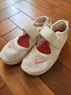 即日発送、美品】NIKE エアリフト16cmベージュピンク ベビーキッズ 